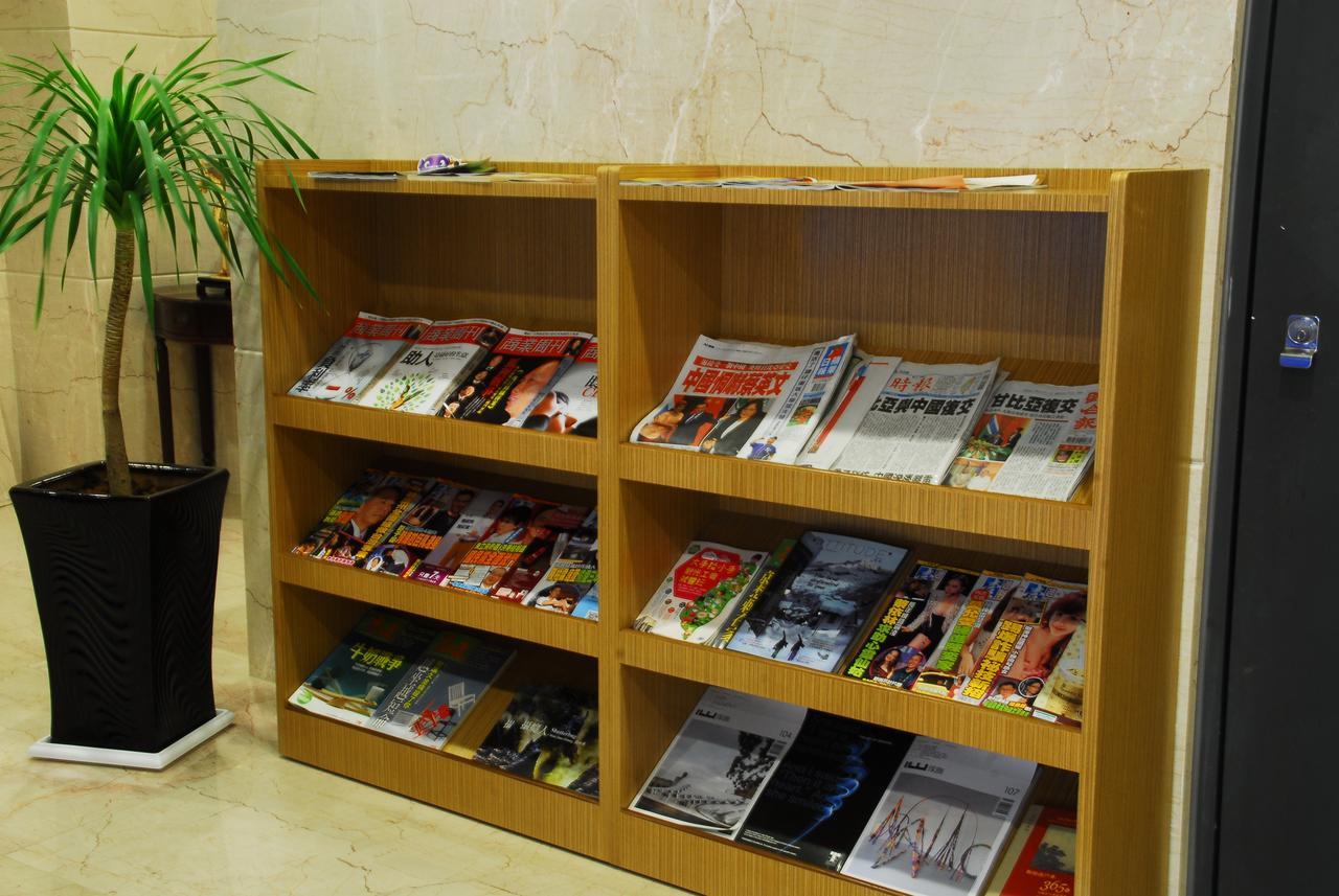 Maple Hotel Tainan Zewnętrze zdjęcie