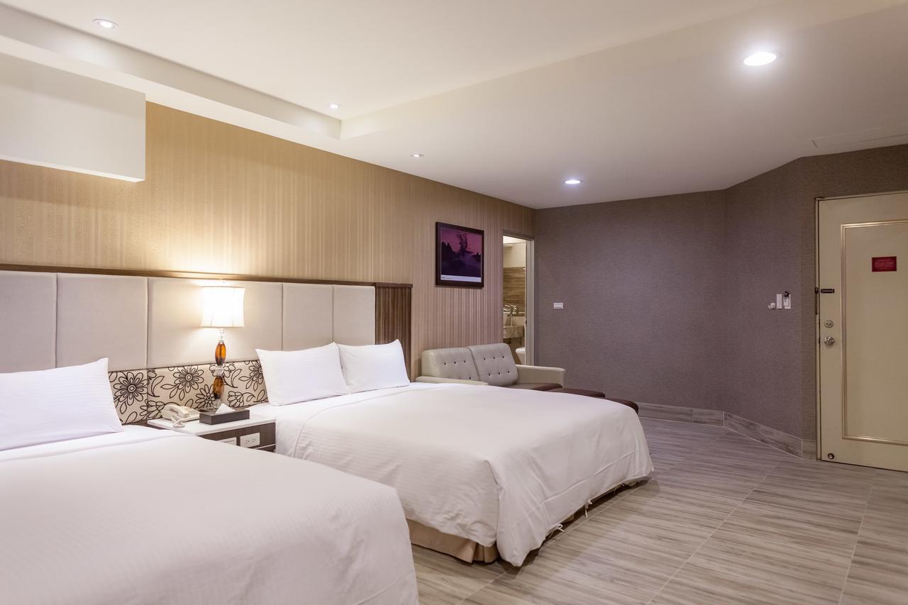 Maple Hotel Tainan Zewnętrze zdjęcie