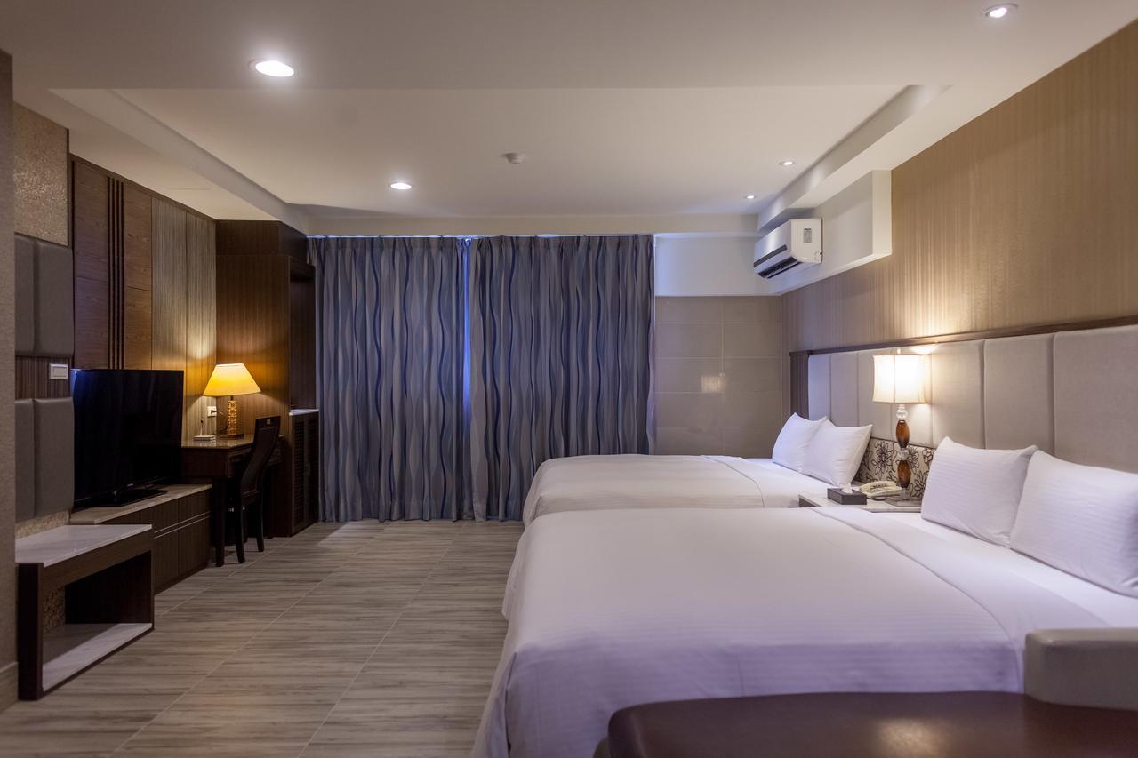 Maple Hotel Tainan Zewnętrze zdjęcie
