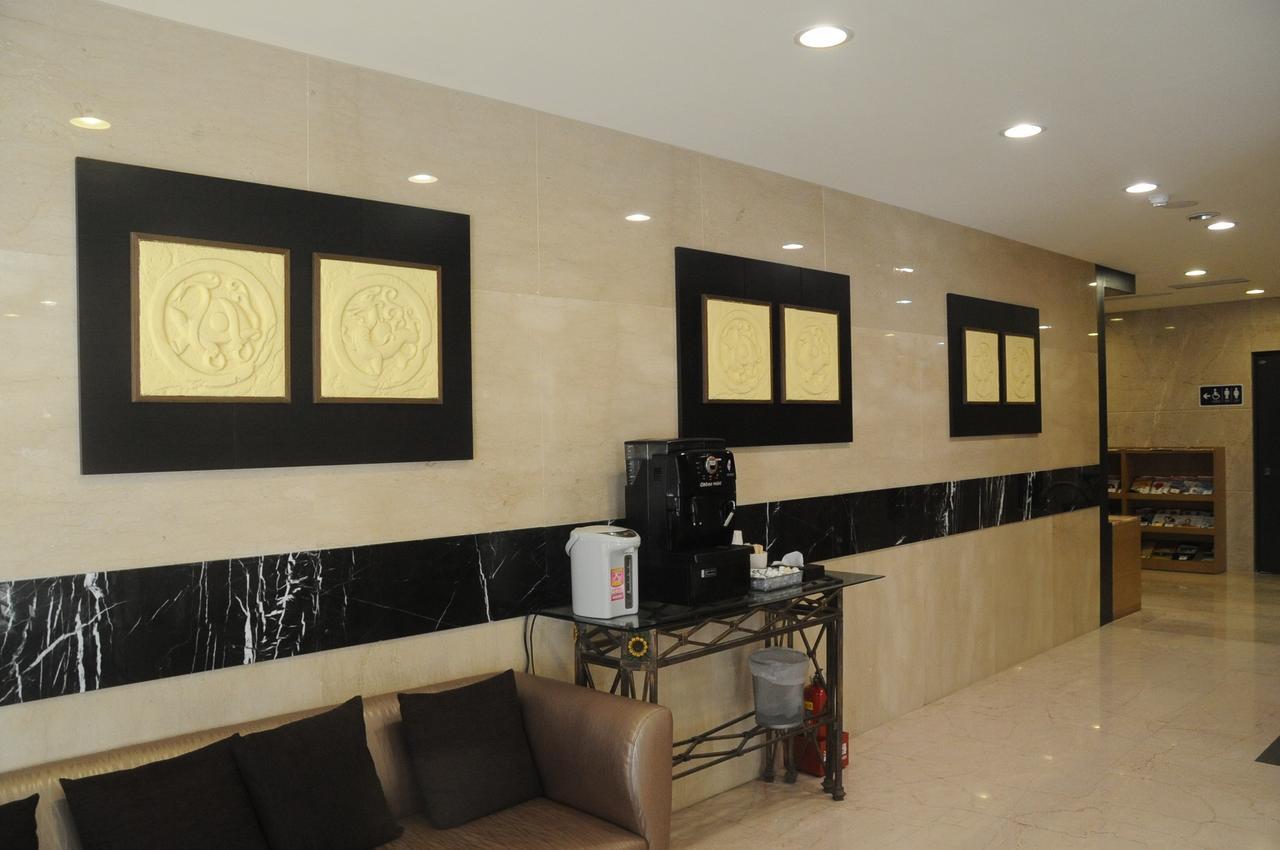 Maple Hotel Tainan Zewnętrze zdjęcie