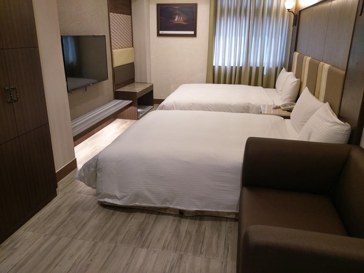 Maple Hotel Tainan Zewnętrze zdjęcie