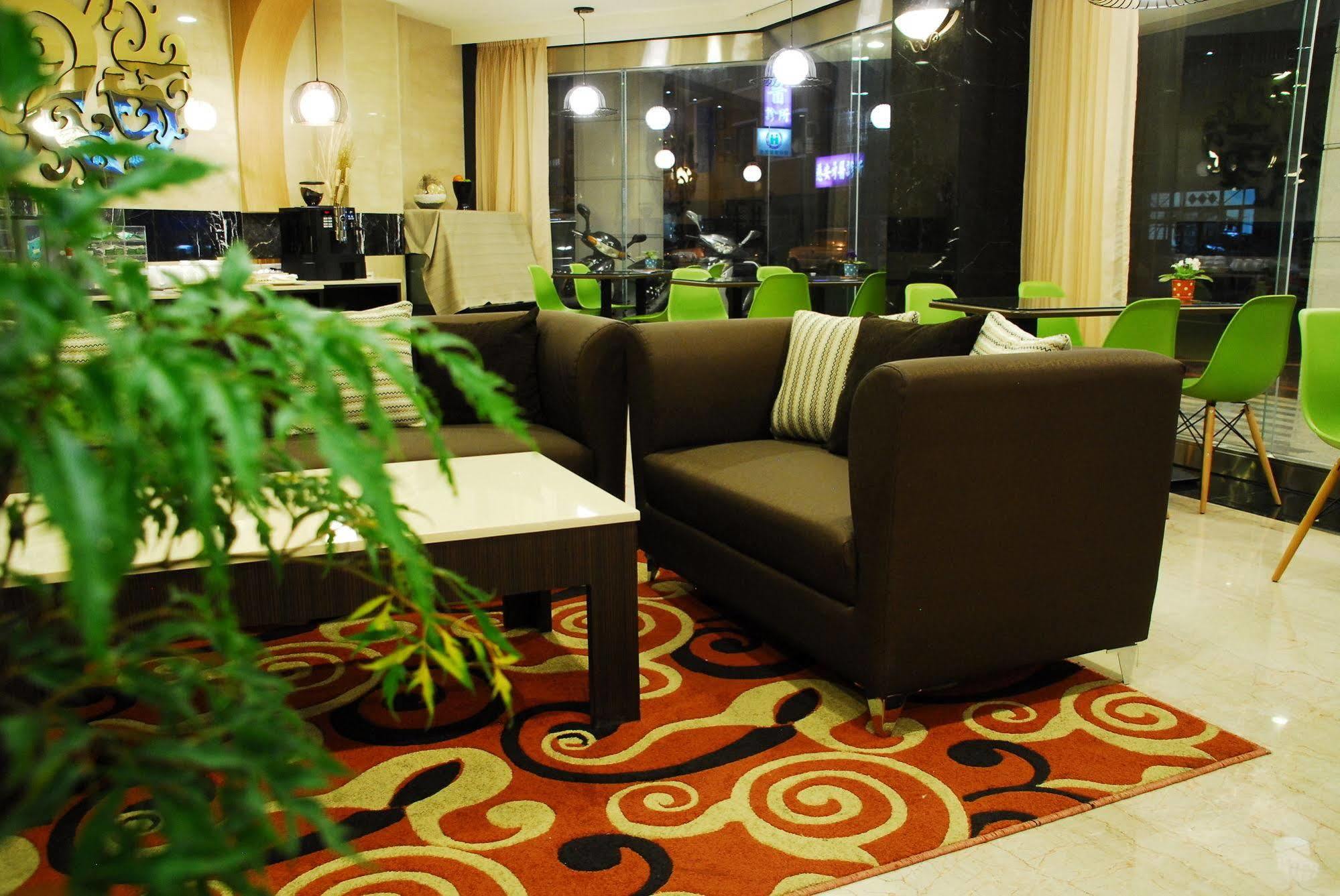 Maple Hotel Tainan Zewnętrze zdjęcie